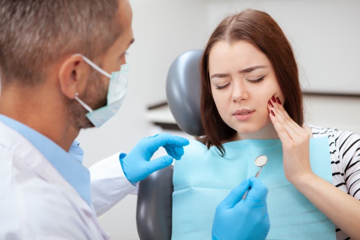 When Should You Call Your Dentist?