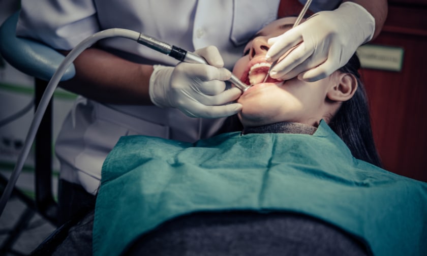 Why You Should See An Emergency Dentist