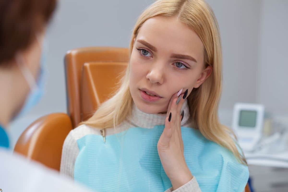 Dental Emergency Consultation: 5 Things You Need to Know