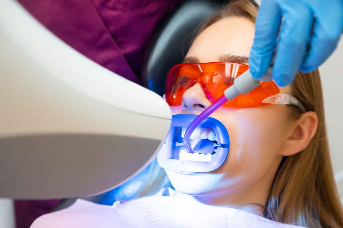 Teeth Whitening for Sensitive Teeth: Safe Options and Tips
