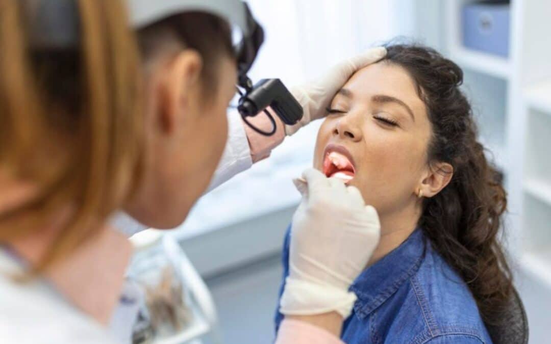 Gum Disease: Early Warning Signs and Symptoms Explained