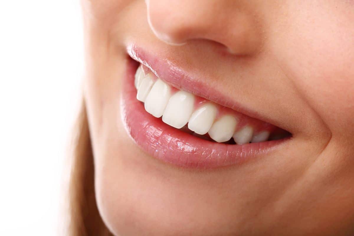 How to Achieve a Bright Smile for Valentine’s Day?