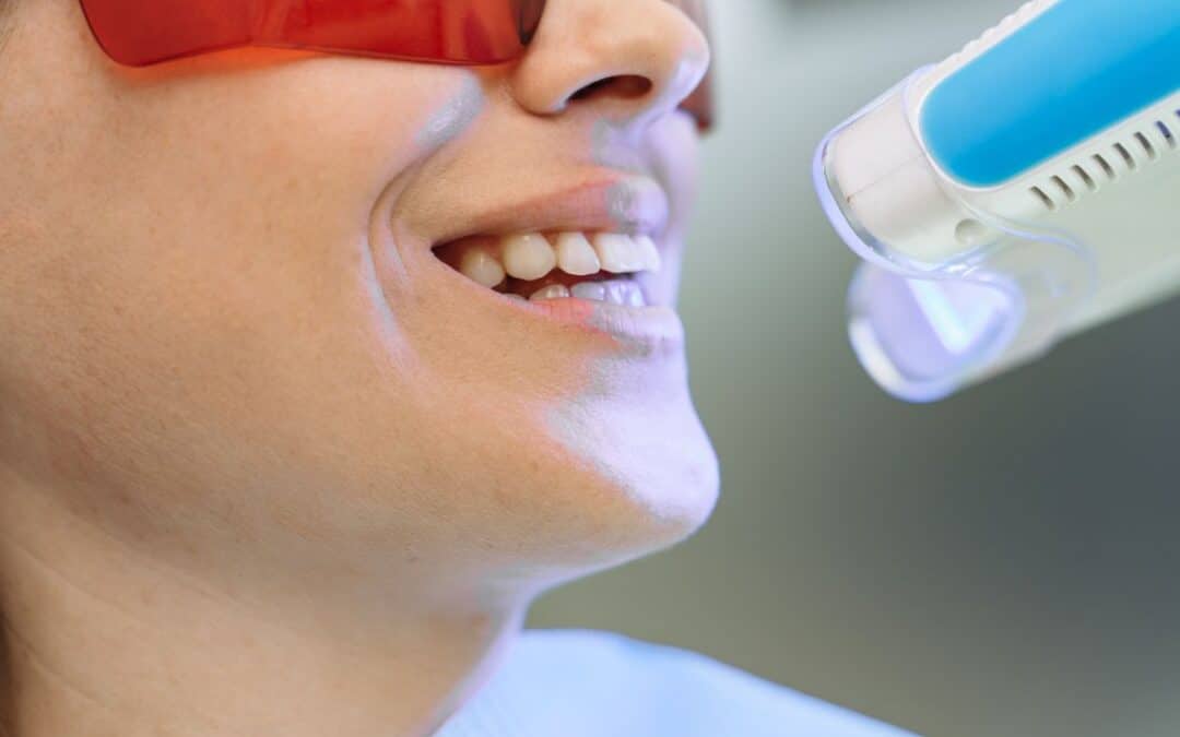 What’s the Difference Between Cosmetic and General Dentistry?